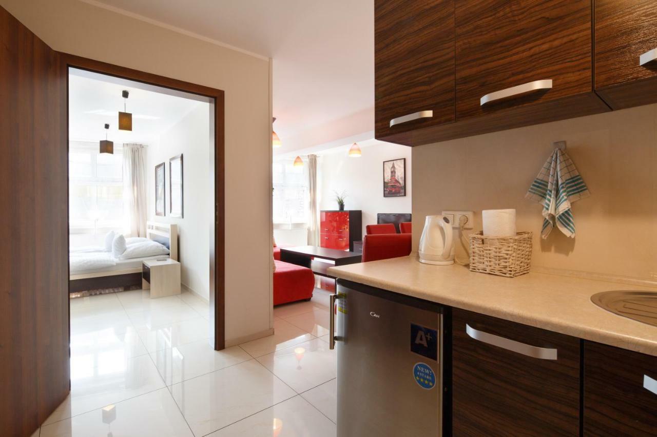 Apart-Lux Aparthotel Bytom Buitenkant foto